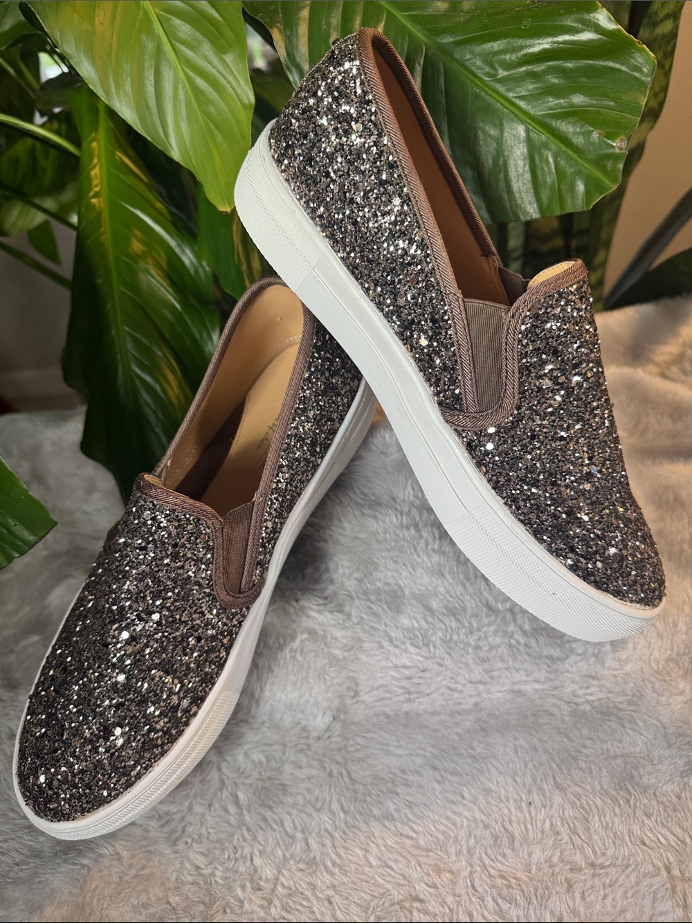Fever Sole Slip-On Glitter Platform Comfort Sneaker - Women's EU 40 / US 9